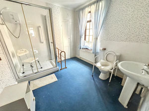 Photo 11- click for photo gallery